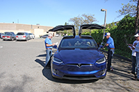 blue Tesla at Start